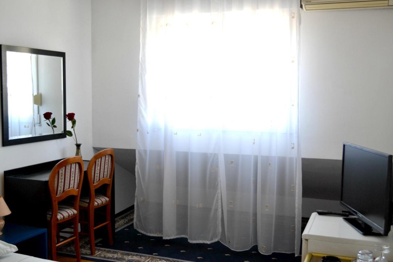 Rooms Lux Split Zewnętrze zdjęcie
